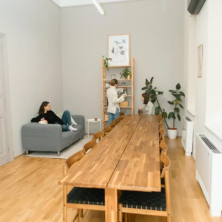 Jupiter Buda * Βουδαπέστη